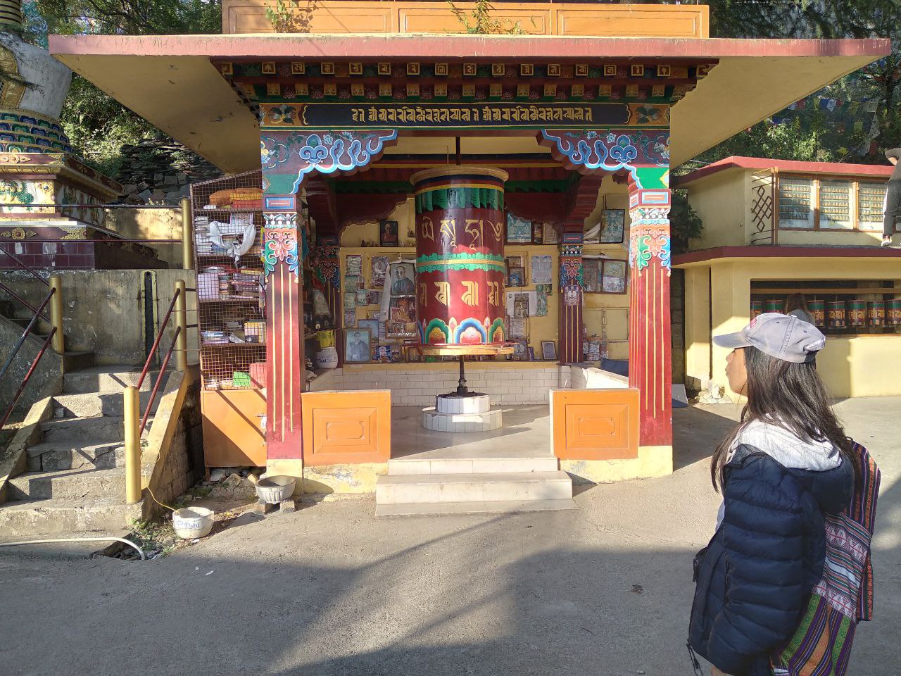 Dharamsala. Am Haus von Dalai-Lama